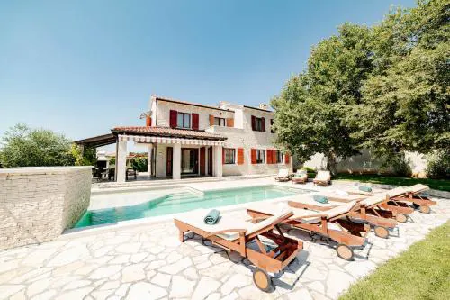 Villa Alma mit privatem Saltwater Pool