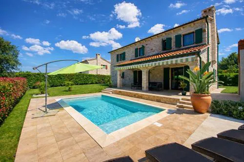 Villa Dracena mit privatem Saltwater Pool