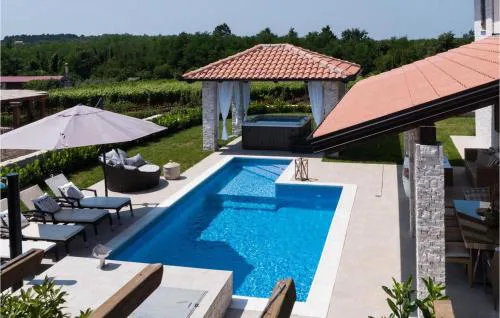 Villa Theo