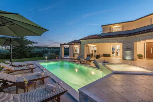Activity villa Melli with pool in Vizinada
