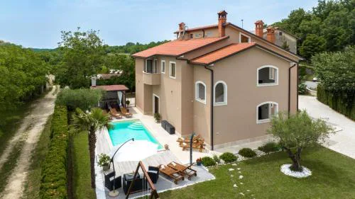 Beautiful villa Dani with panoramic view in Vizina