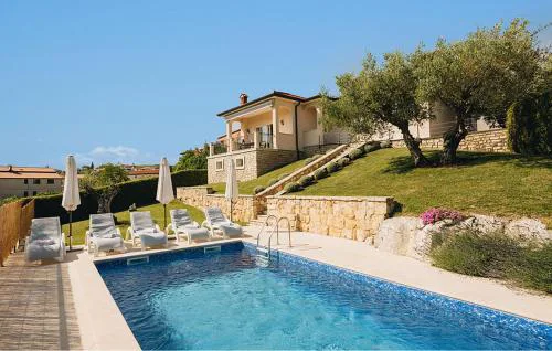 Stunning Home In Vizinada With Wifi