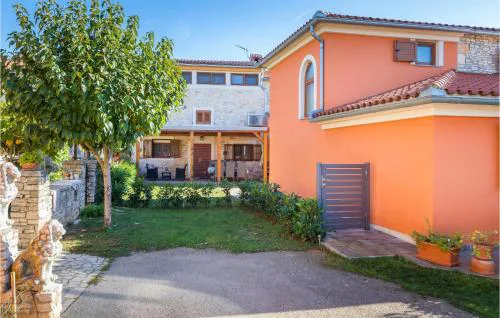 4 Bedroom Gorgeous Home In Vodnjan