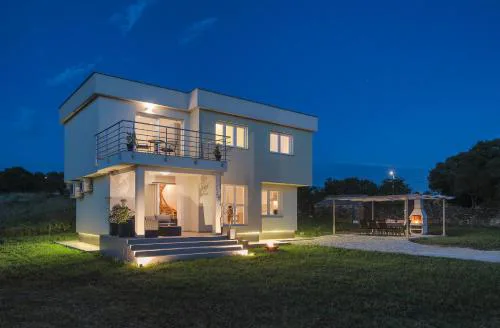 House Bellissima