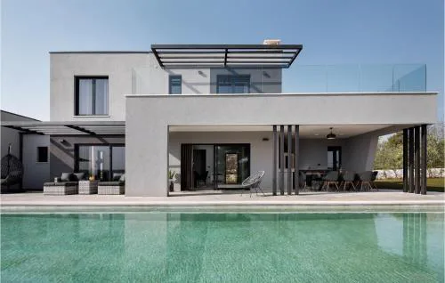Villa Infinity