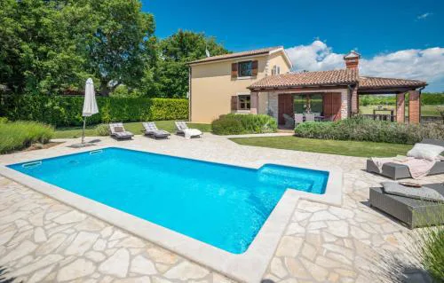 Villa Dea in Vošteni - Haus für 6 Personen