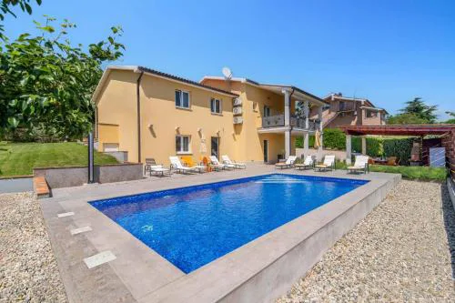Villa Zupan by Villa Plus
