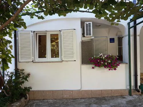 APARTMAN LUKA