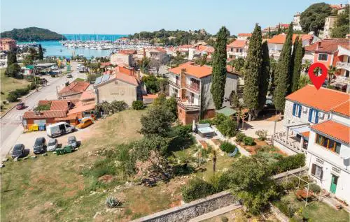 Four-Bedroom Holiday Home In Vrsar