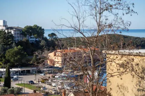 La Vista Apartment