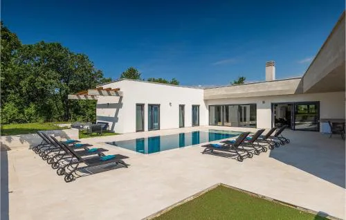 Villa Bateli