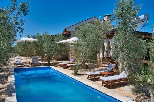Magnificent Eco Villa Valencano
