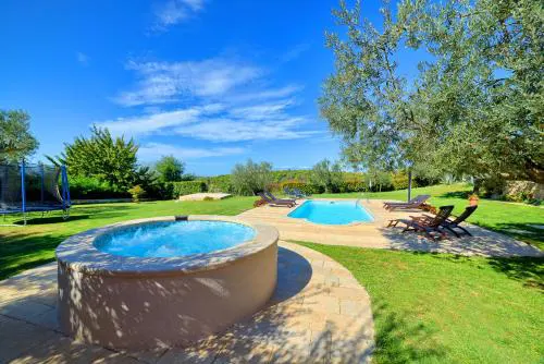 Apartment Villa Mare1 with pool, sea view and hydromassage