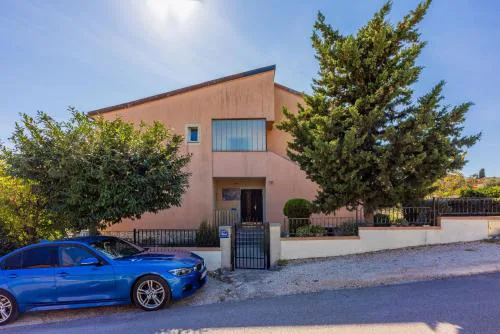 Apartments Davor