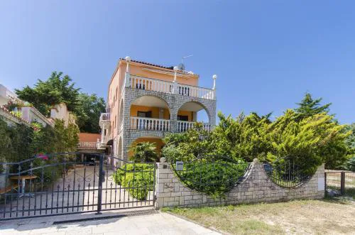 Apartments Drago