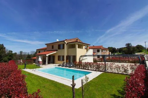 Ferienhaus mit Privatpool für 20 Personen ca 480 qm in Banjole, Istrien Istrische Riviera