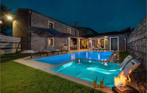 Gorgeous Home In Barban With Sauna