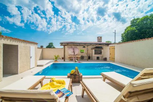 Holiday house Eleonora
