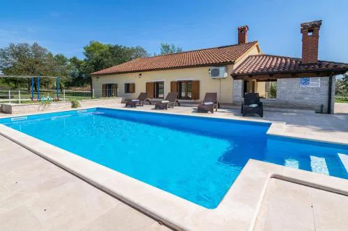 Villa Emanuel