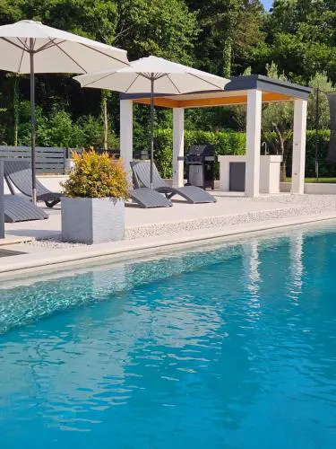 Villa Tonchi 3 Bedroom Private Pool BBQ & Garden