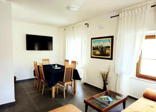 Spacious 3BR Townhouse for 6 Guests at Great Value