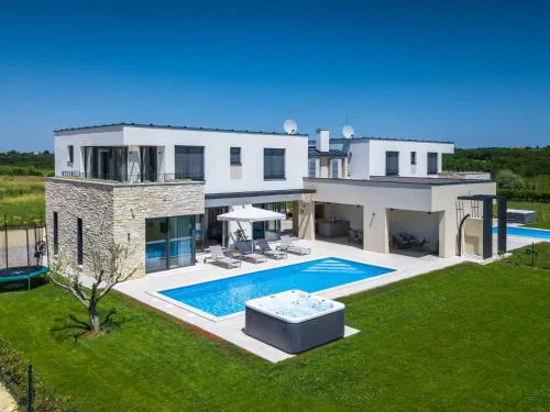 Villa Bella & Chiara by Interhome