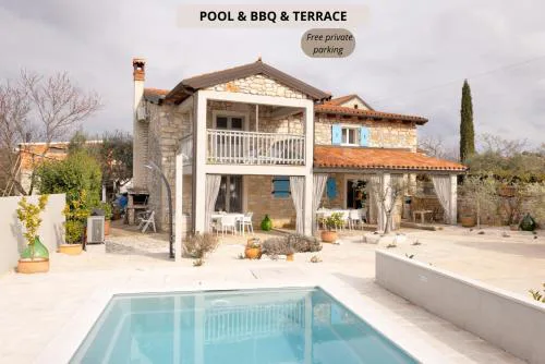 Casa San Julian - Istrian Stone Villa with Private Pool