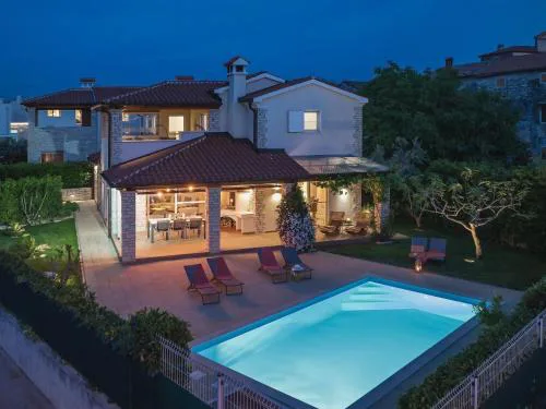 Villa in Novigrad with Pool near Beach