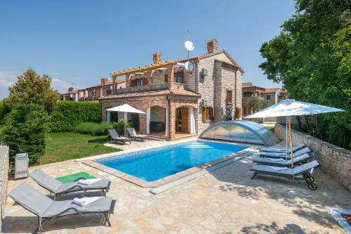 Villa Wish with heated pool