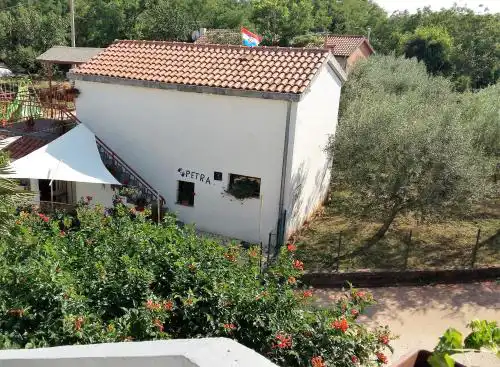 KUĆA ZA ODMOR PETRA