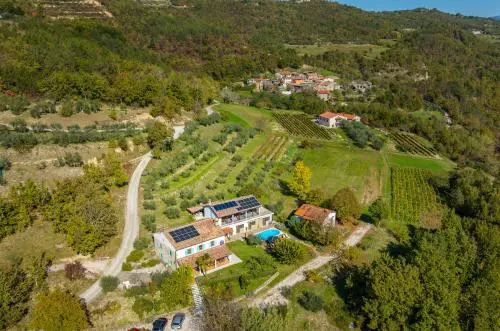Magical Villa Glavini with privacy & stunning panoramic views