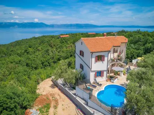 Studio in Drenje near Beaches & Heated Pool