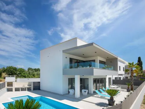 Apartment Villa Fasana by Interhome