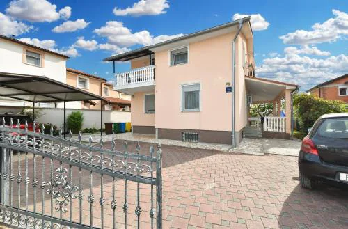 Apartments Mara 1029