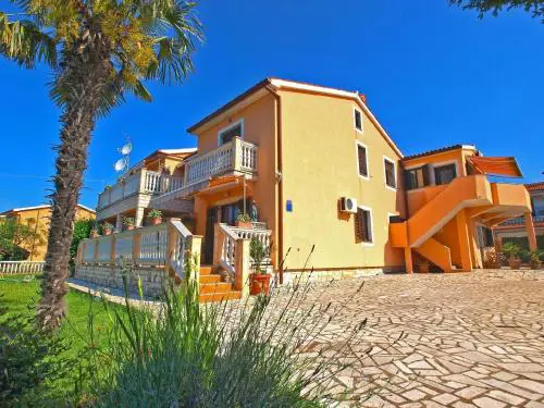 Ferienwohnung für 5 Personen ca 50 qm in Fažana, Istrien Istrische Riviera