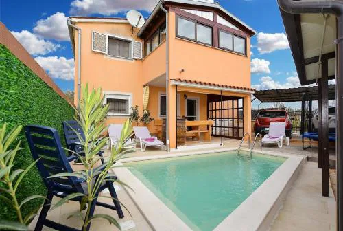 Ferienwohnung für 9 Personen ca 85 qm in Fažana, Istrien Istrische Riviera