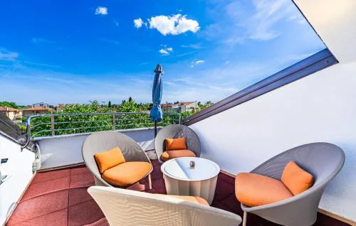 Gorgeous Apartment In Fazana With Wifi