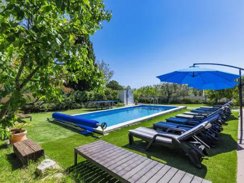 Holiday Home Ketty by Interhome