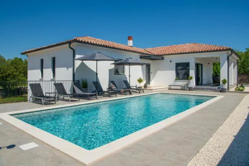 Villa "M"