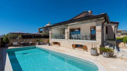 Villa Hardy by Villas Holiday