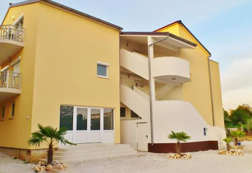 Apartment Maja