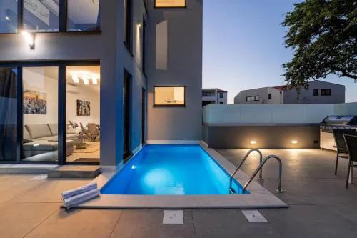 Casa Salt by Briskva