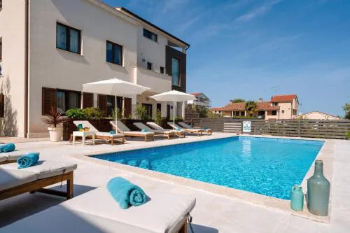 Ferienwohnung Mala 3 Mit Pool Und Whirlpool