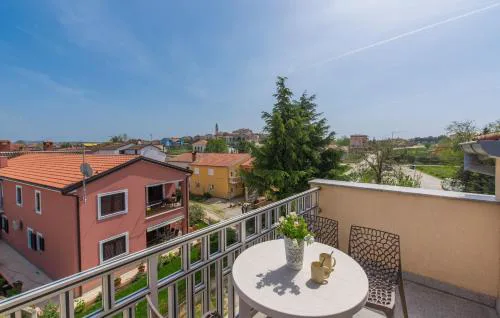 Gemütliches Appartement In Funtana Mit Grill
