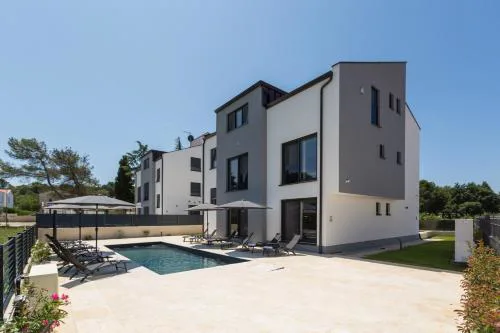 Luxury Apartment Matic II with shared Pool and Seaview