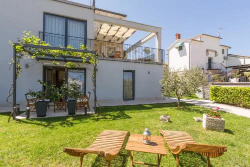 Riva Garden Exclusive