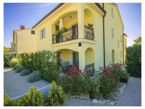 Villa Luka Apartment Gray mit Pool