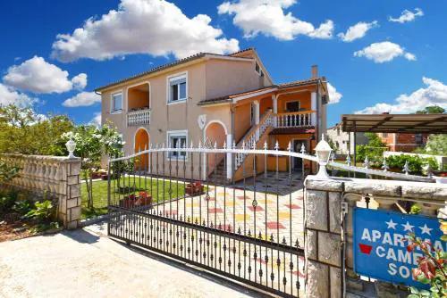 Apartment Fondole 2386