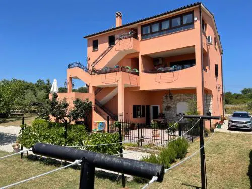 Apartment Rojnic