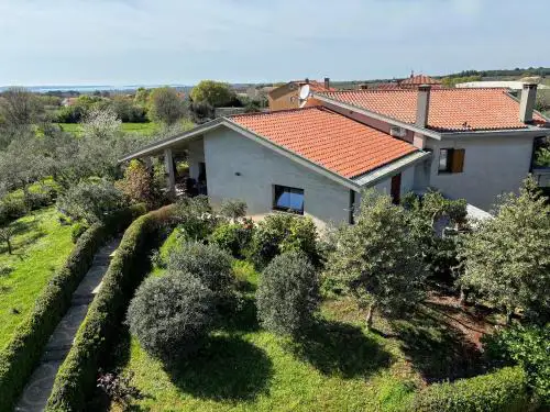 Apartments with parking space Galizana, Fazana - 22977
